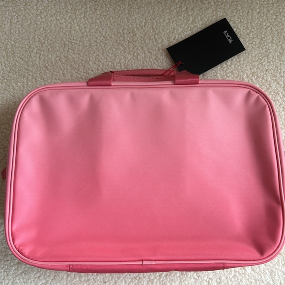 NWT TUMI Melissa Cosmetic bag - Picture 2 of 7